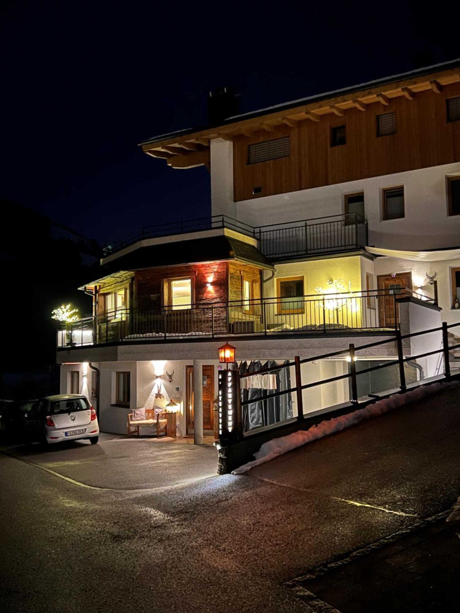 Luxus Ferienwohnung Almhuette Brixen im Thale Exterior photo
