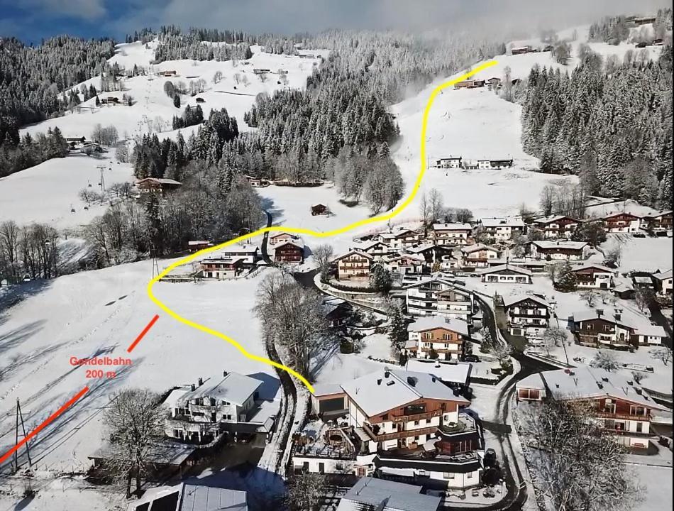Luxus Ferienwohnung Almhuette Brixen im Thale Exterior photo